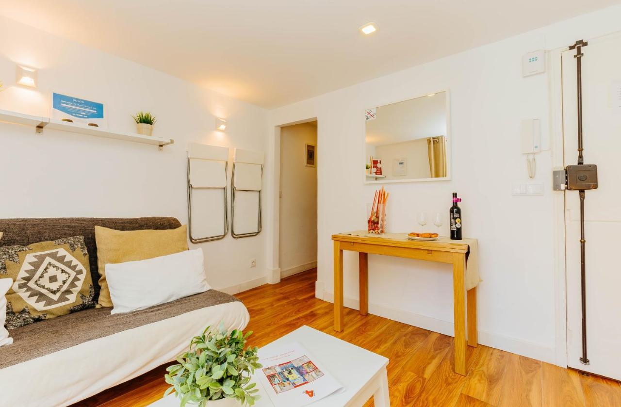 Rent4Rest Bairro Alto Charming 1Bd Apartment Lisboa Exteriér fotografie