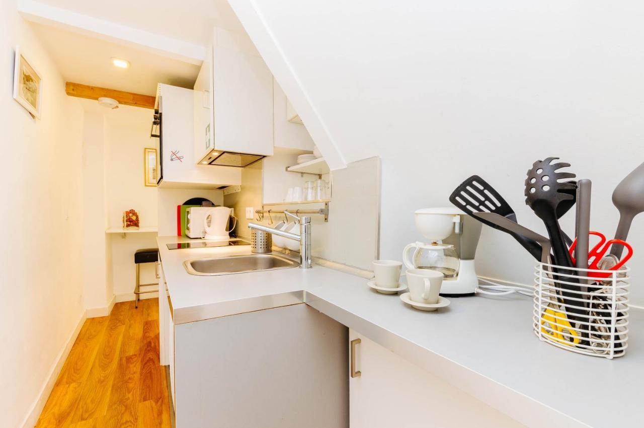Rent4Rest Bairro Alto Charming 1Bd Apartment Lisboa Exteriér fotografie