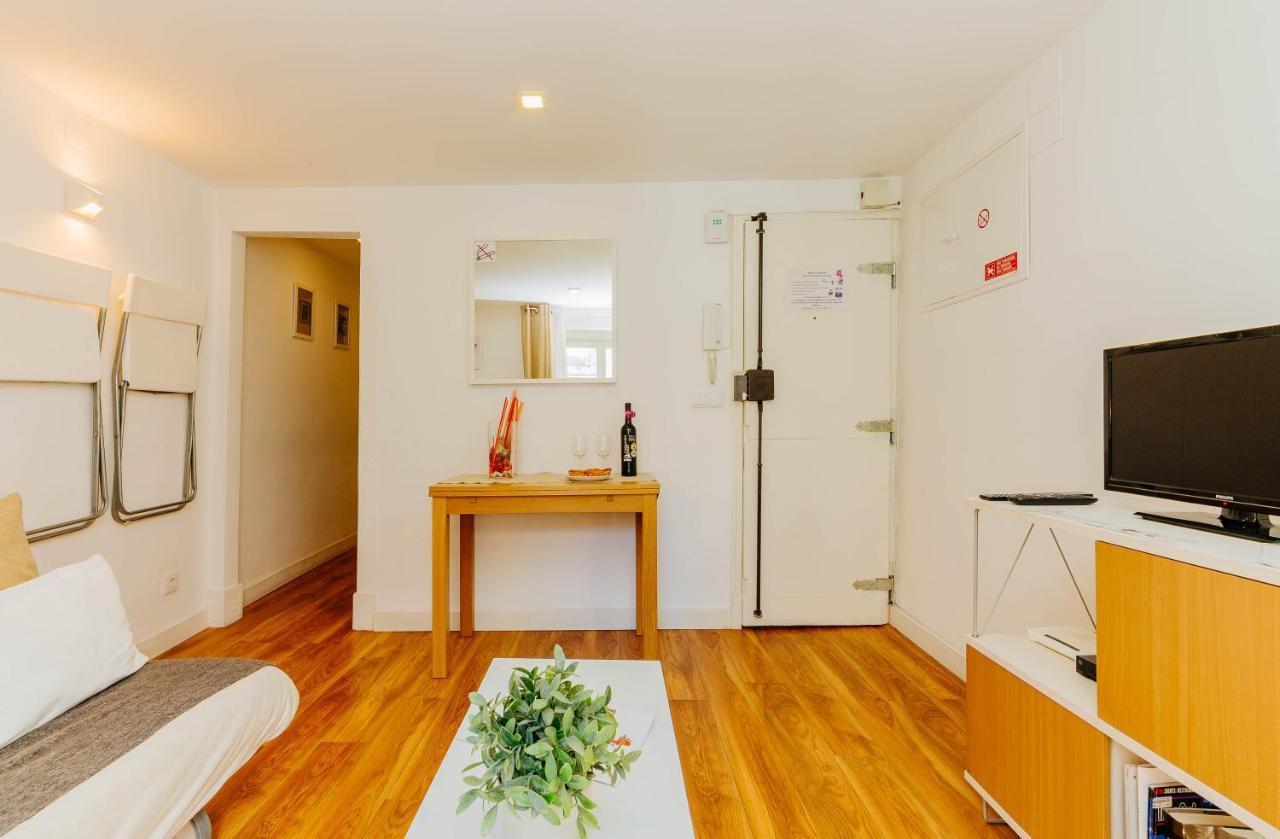 Rent4Rest Bairro Alto Charming 1Bd Apartment Lisboa Exteriér fotografie